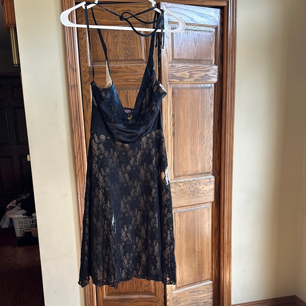 Elegant Black Lace Dress